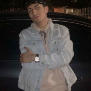 Meet your Posher, Adrian